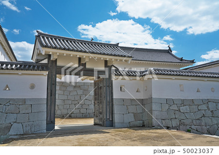 【赤穂城 本丸門】 兵庫県赤穂市上仮屋 【赤穂城 本丸門】 兵庫県赤穂市上仮屋 50023037