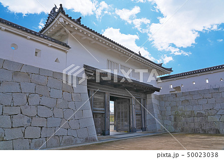【赤穂城 本丸門】 兵庫県赤穂市上仮屋 【赤穂城 本丸門】 兵庫県赤穂市上仮屋 50023038