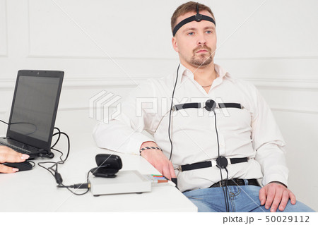 Man connected to the lie detector circuit 50029112