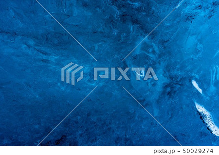 アイスランド　氷の洞窟　 50029274