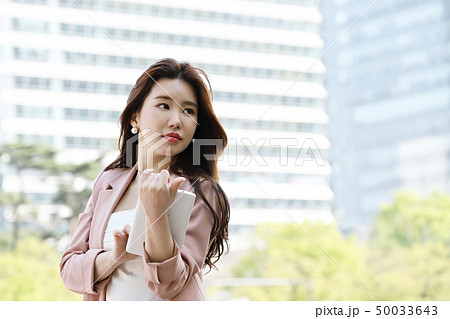 女性 女 女の子 50033643