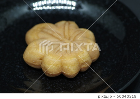 もみじ饅頭(左) もみじ饅頭(左) 50040519