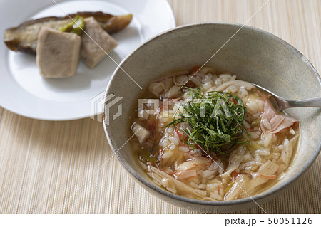 雑炊と、高野豆腐の煮物 50051126