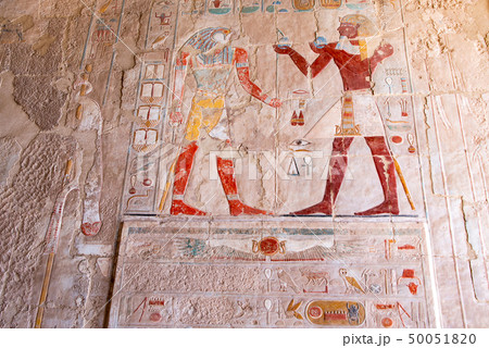 The antique temple of female pharao Hatchepsut near Luxor in Egypt 50051820