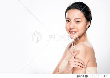 Beautiful Young asian Woman with Clean Fresh Skin 50062016