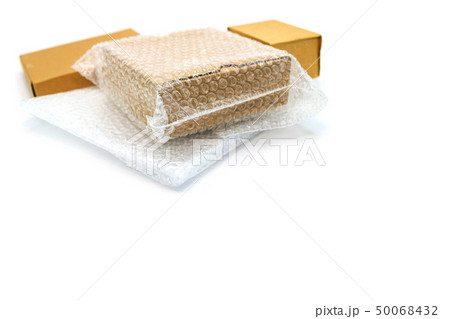 box and bubble wrap, for protection product box and bubble wrap, for protection product 50068432