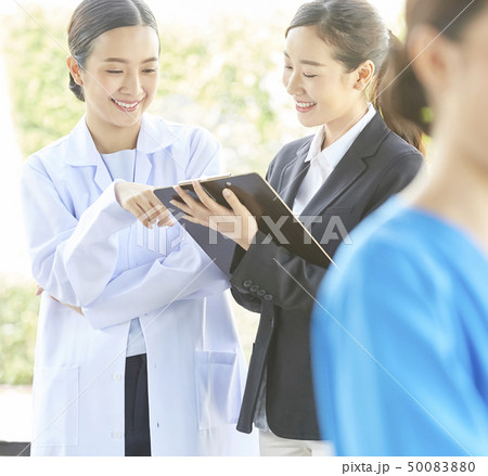 女性　病院　メディカル 50083880