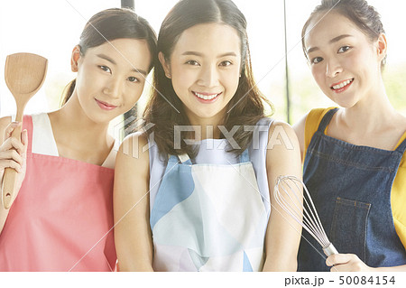 女性 クッキング 女性 クッキング 50084154