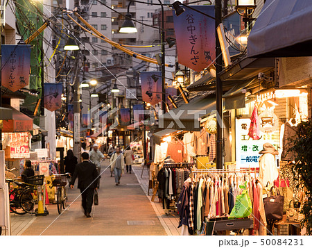 東京都　谷中銀座商店街 50084231