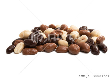 almond in chocolate isolated 50084724