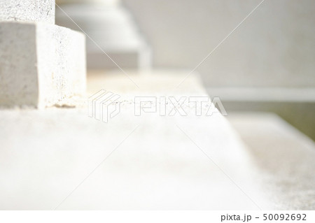 白いステージ 50092692