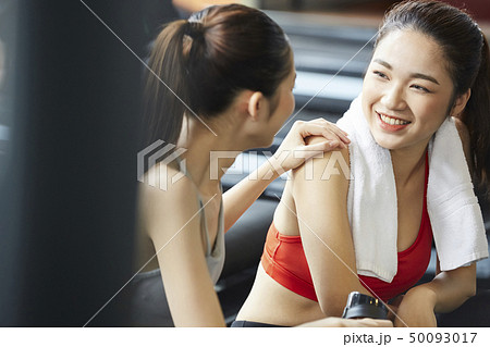 女性 フィットネスジム 女性 フィットネスジム 50093017