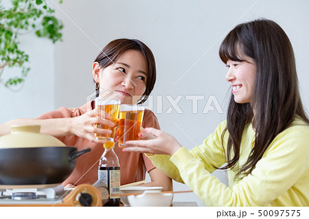 鍋パーティ　宅飲み　昼飲み 50097575