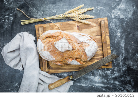 Fresh homemade bread 50101015