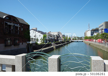 堀川（京橋川）沿いの街並み風景 … 島根県 松江市 天候：快晴 50106261