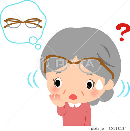 眼鏡をつけたまま眼鏡を探すシニア女性 50118154