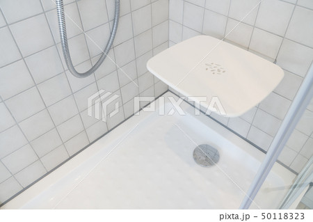 住宅のシャワールーム　 50118323