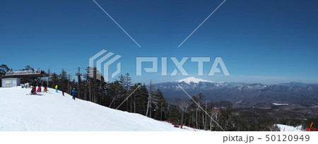 開田高原マイヤスキー場のゲレンデトップからの眺め 50120949