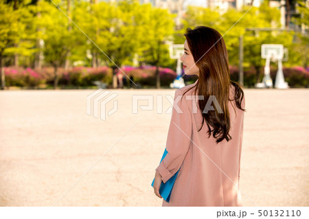 女性 女 女の子 50132110