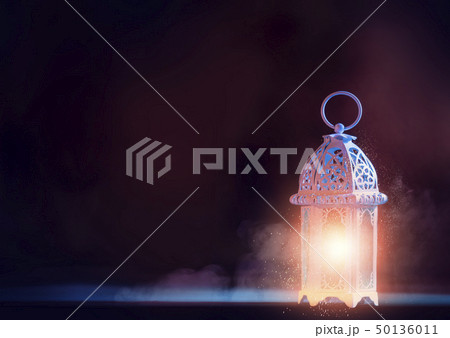 Arabic lamp with beautiful light 50136011