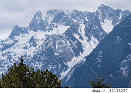 山脈 山岳 ヒルズ 50138247