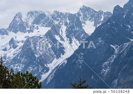 山脈 山岳 ヒルズ 50138248