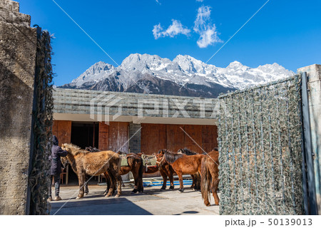 山脈 山岳 ヒルズ 50139013