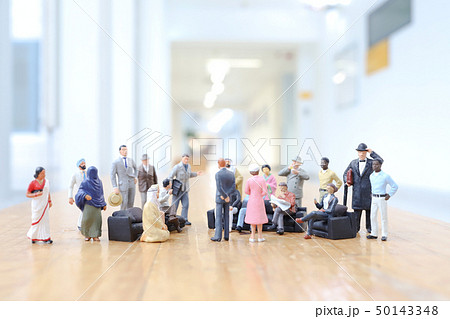 a group of foreign figures are meeting a group of foreign figures are meeting 50143348