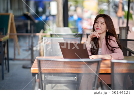 女性 女 女の子 50144125
