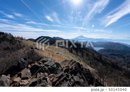 【山梨】快晴の大菩薩嶺 50145040