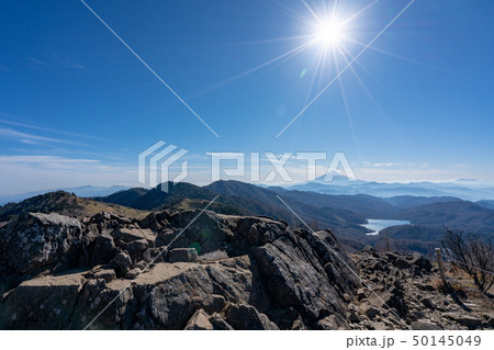 【山梨】快晴の大菩薩嶺 50145049