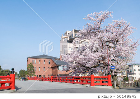 岐阜県　高山市　中橋の春 50149845
