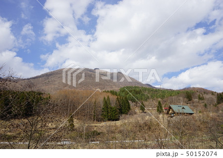 早池峰山の見える田舎 50152074