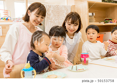 保育園　保育所　託児所　おやつ 50153758