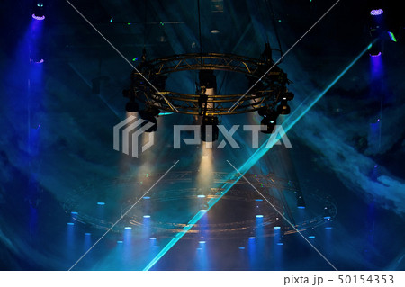 moving LED Par lighting on construction light beam 50154353