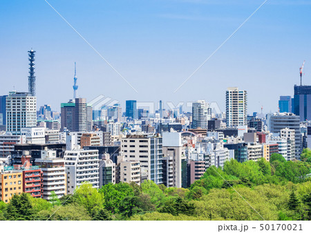 新緑と都市風景 東京(新宿区周辺) 新緑と都市風景 東京(新宿区周辺) 50170021