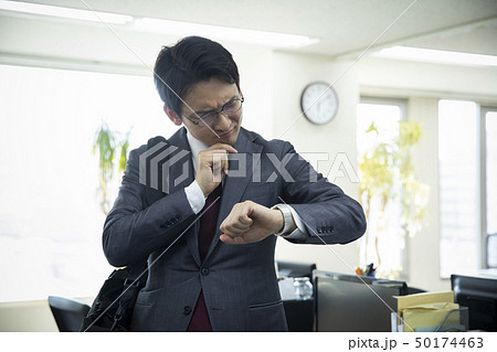 働き方改革 定時退社 働き方改革 定時退社 50174463