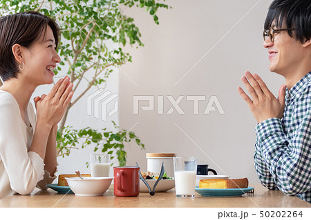 カップル　朝食 50202264