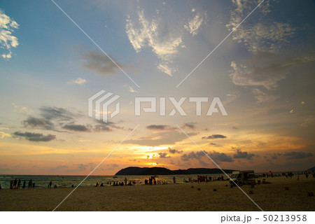 ランカウイ島の夕日 50213958