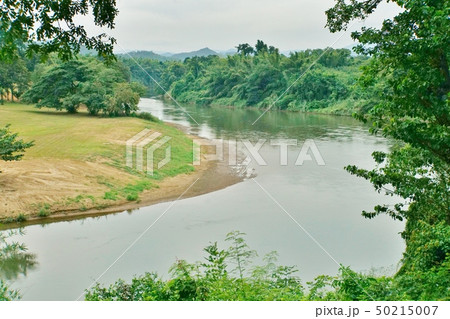 タイ国カンチャナブリー県タムクラセー駅、タムクラセー桟橋(アルヒル桟橋)周辺の風景 50215007