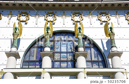 ウィーン郊外にあるアム・シュタインホーフ教会の外観 50235706