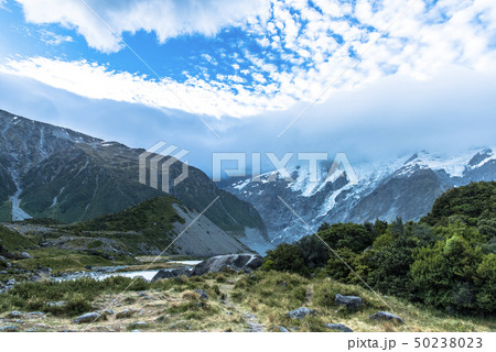 マウントクック国立公園のフッカーバレートラック 50238023