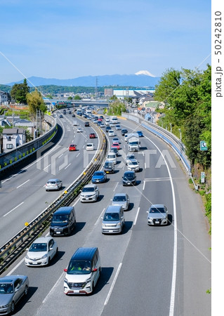 高速道路の渋滞 50242810