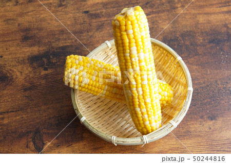 夏の食べ物 とうもろこし 夏の食べ物 とうもろこし 50244816