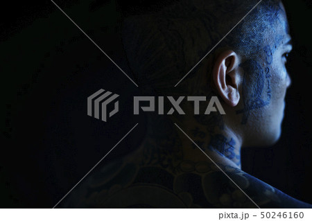 タトゥー 刺青 和彫りの青年 タトゥー 刺青 和彫りの青年 50246160