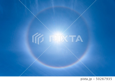 ハロ現象と環水平アーク ハロ現象と環水平アーク 50267935
