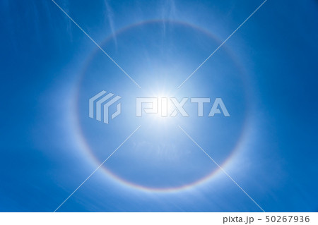 ハロ現象と環水平アーク 50267936