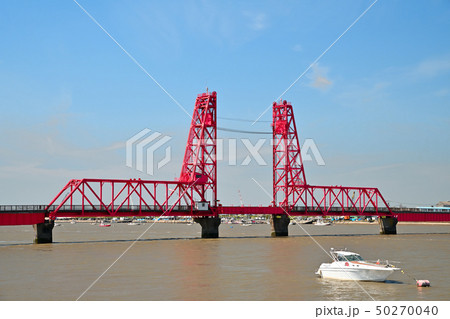 　青空と筑後川昇開橋の風景 50270040