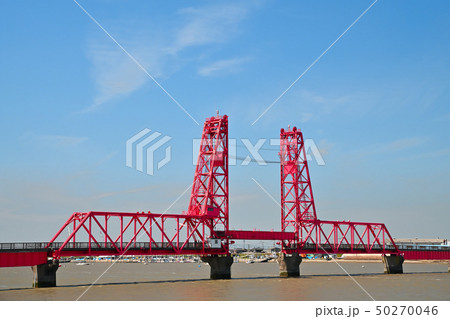 青空と筑後川昇開橋の風景 青空と筑後川昇開橋の風景 50270046
