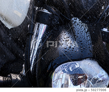 モーターサイクル　バイクの洗車 50277006